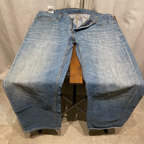 Men’s straight Levi’s - Picture 4 of 6